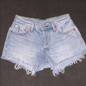 Levi’s 501 jean shorts